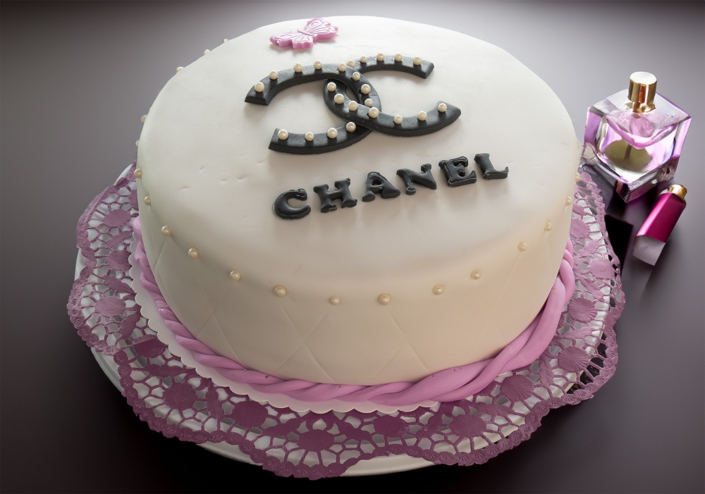 Chanel Torte
