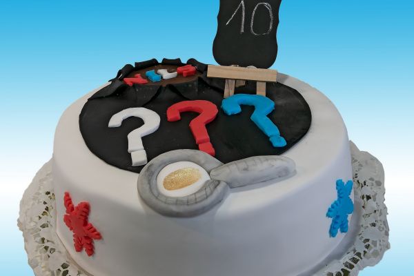 kuchen_fragezeichen825C2AC2-8C12-8CFD-407B-0F33DBC60126.jpg